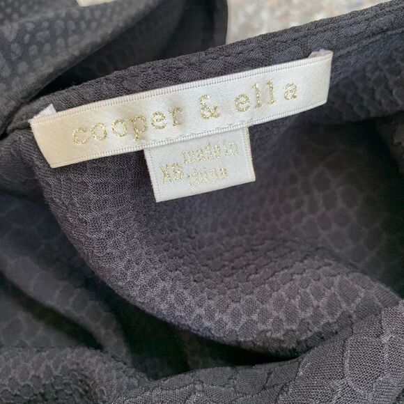 Cooper & Ella Cold Shoulder Top - Picture 6 of 7